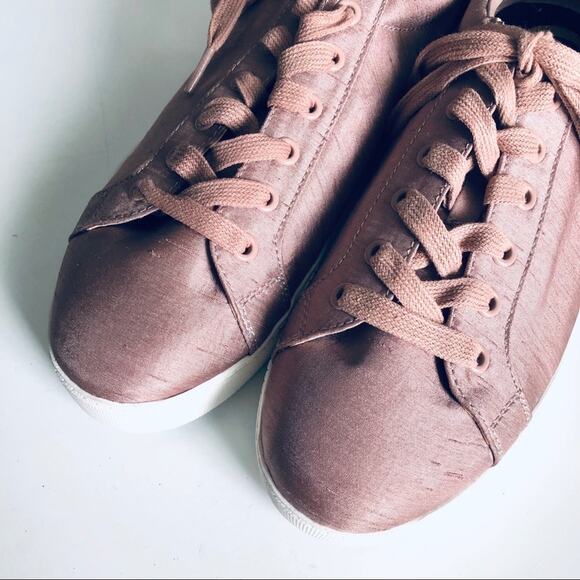 Circus by Sam Edelman Women's 10 Taupe Rose 'Caprice' Sneaker Casual Court - Picture 3 of 10